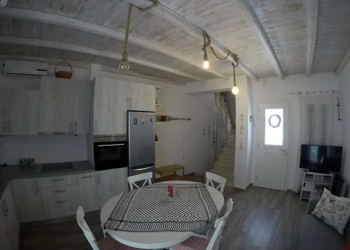 Fantastic Cycladic Maisonette Olga In * Naousa